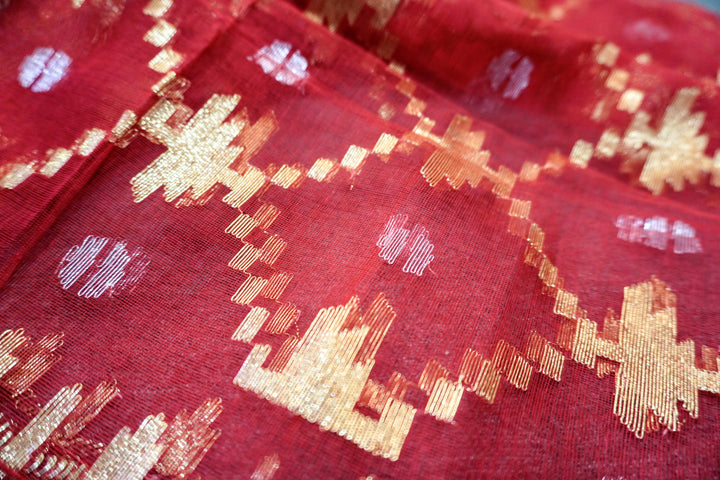 Scarlet Legacy - 100% Dhakai Jamdani Dupatta with Traditional Design and Motifs