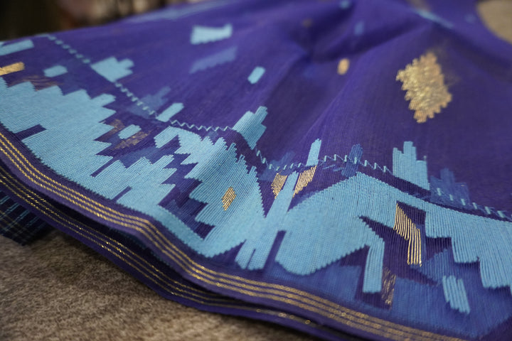 Blue Muse - 100% Dhakai Jamdani Dupatta with Traditional Design and Motifs