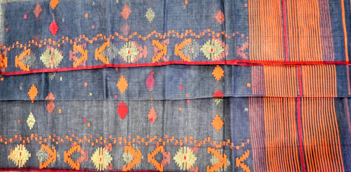 Misty Grey Elegance- 100% Dhakai Jamdani Dupatta with Traditional Design and Motifs