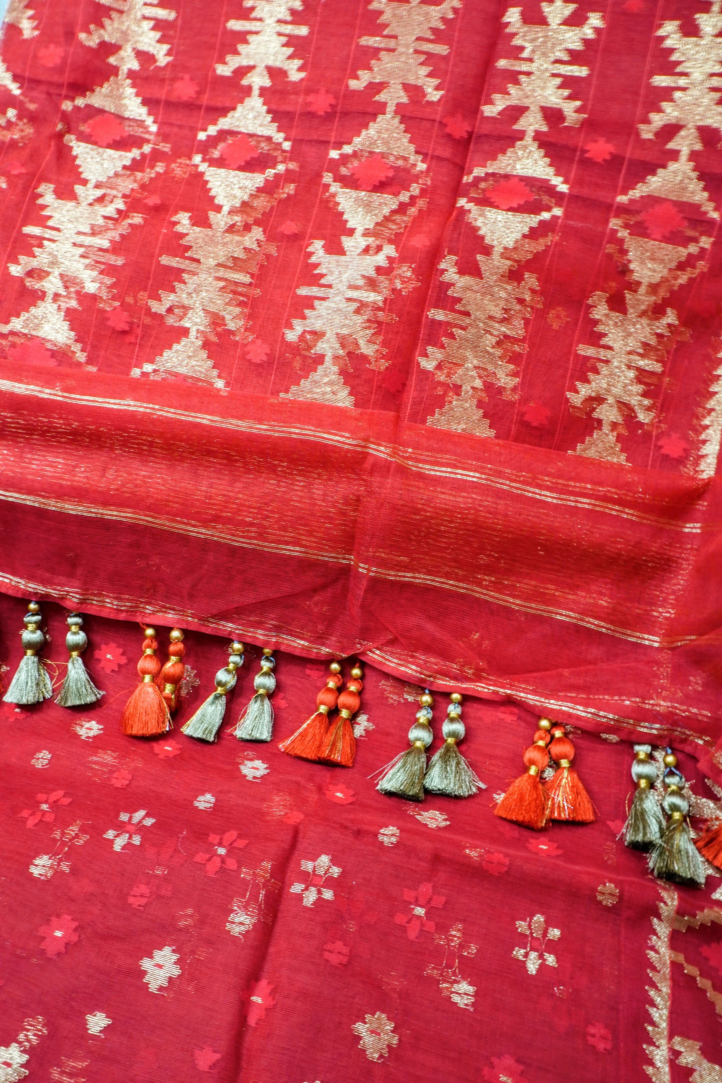 Scarlet Blossom Elegance - 84 Count Half-Silk Red Jamdani with Floral Motifs