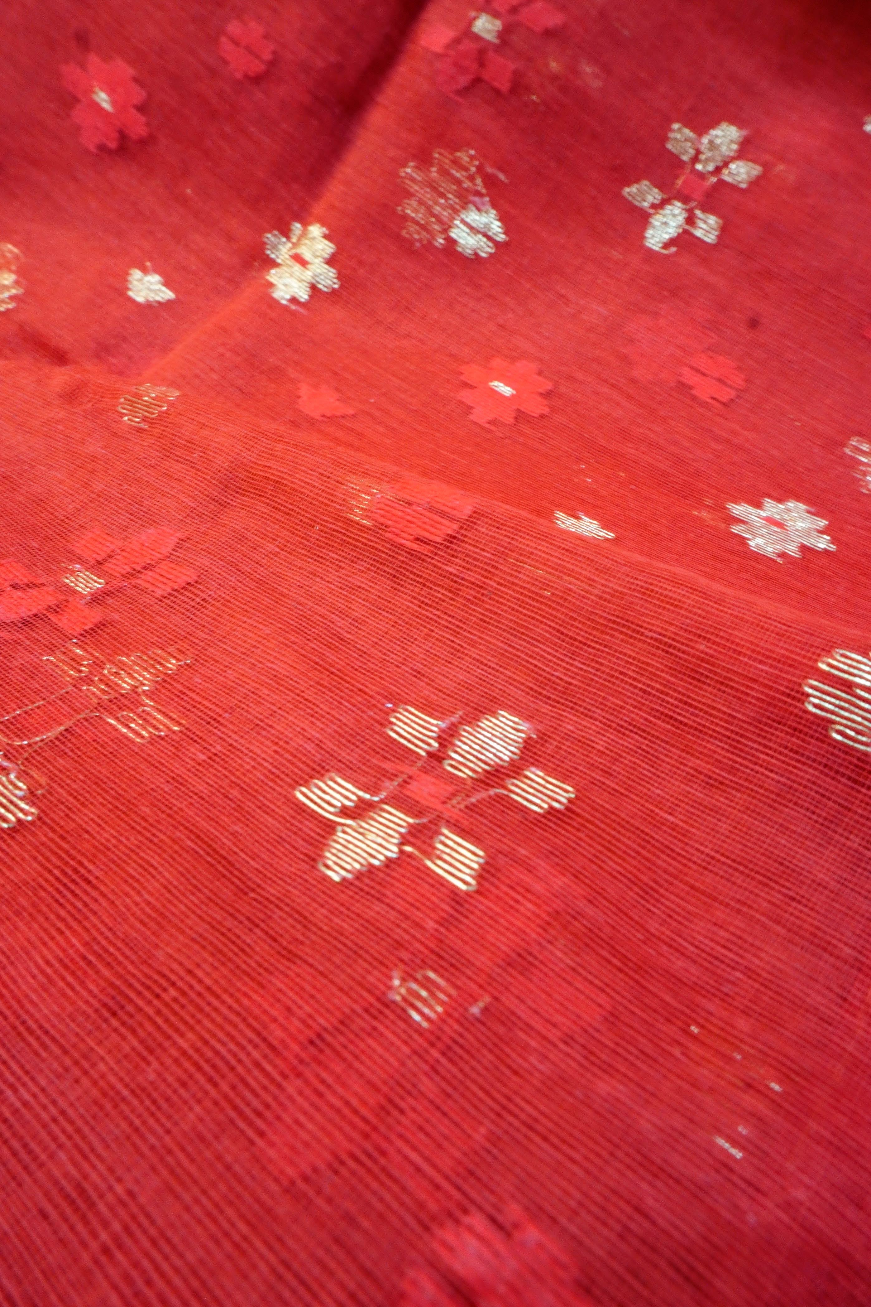 Scarlet Blossom Elegance - 84 Count Half-Silk Red Jamdani with Floral Motifs