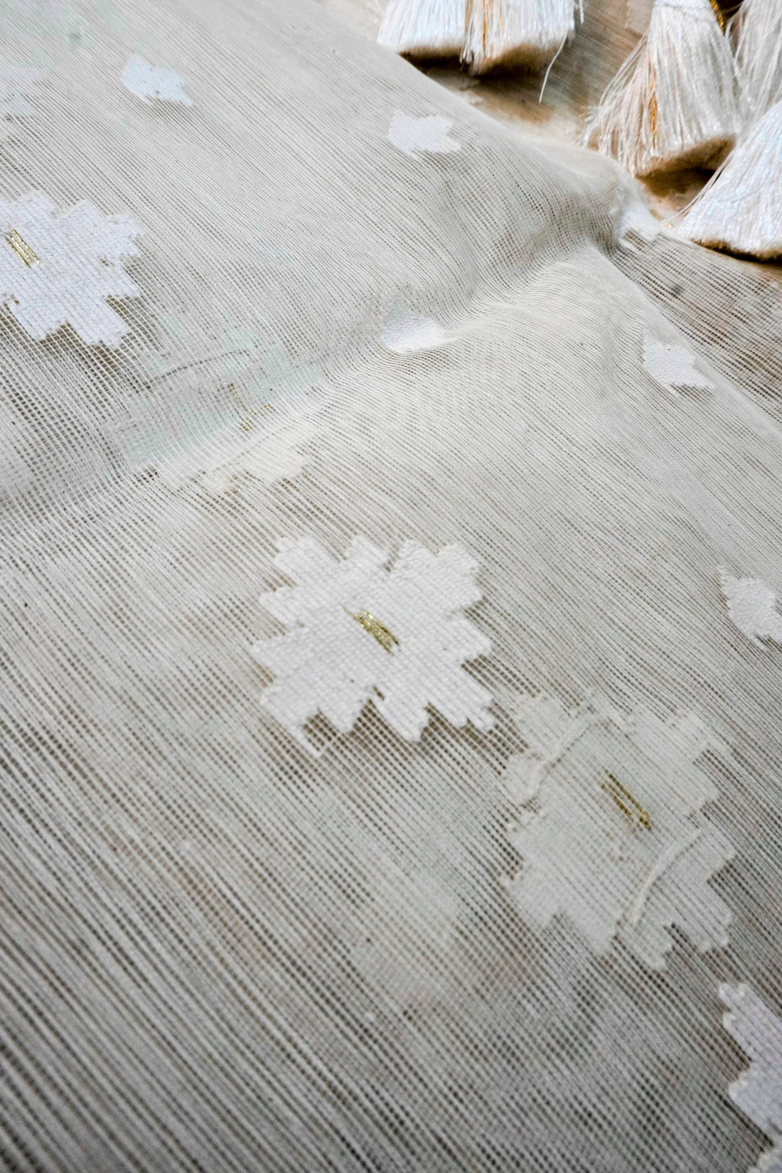 Pure Petal Ivory - 84 Count Half-Silk Ivory White Jamdani with White Floral Motifs