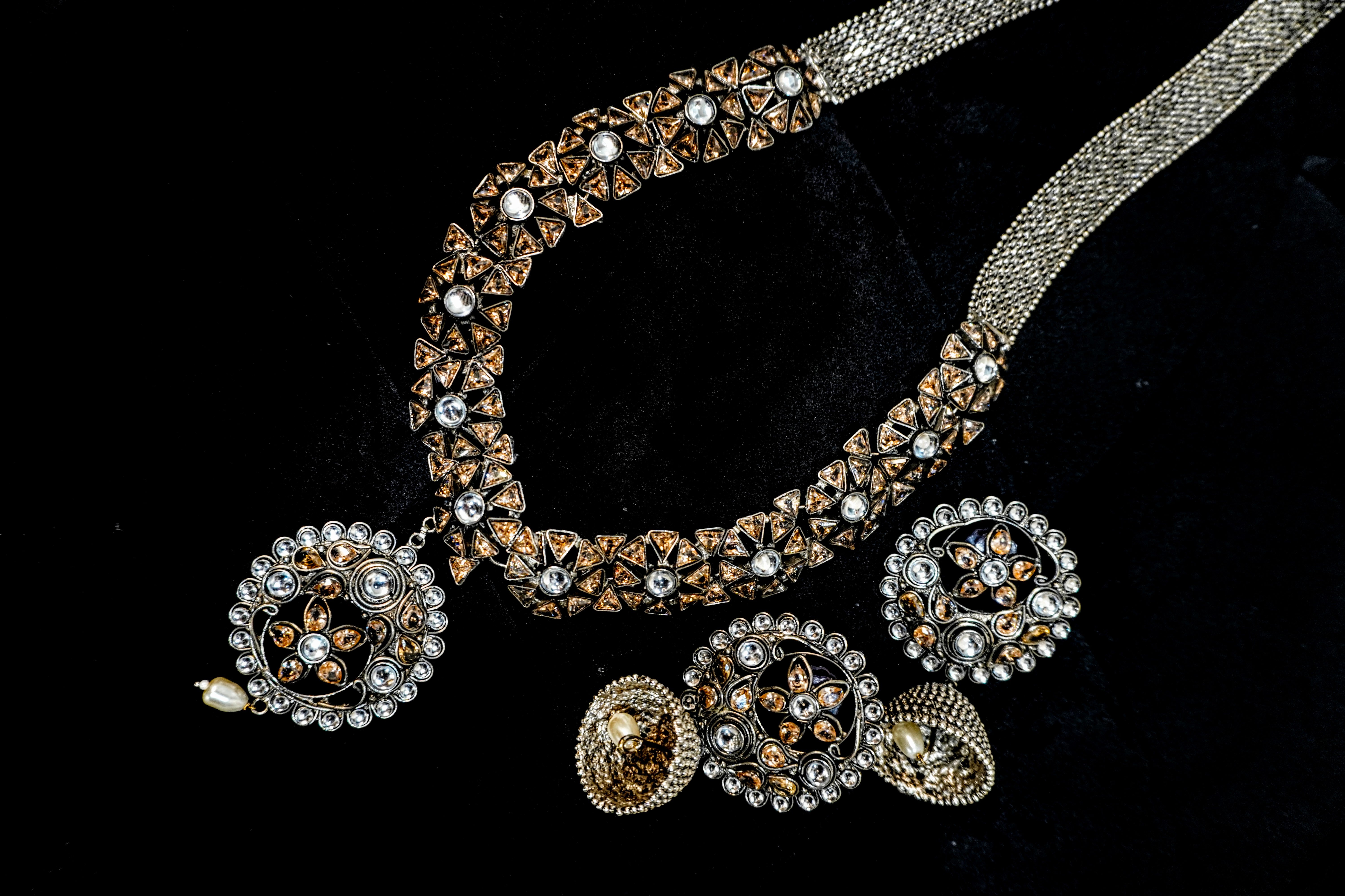 Brass Chand Elegance Set – Antique Silver Finish with Stone Work