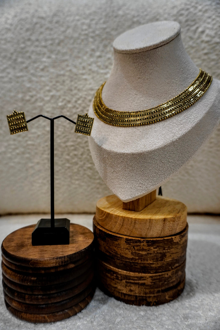 Queen’s Collar Set – Golden Multi-Layer Statement Necklace & Square Studs