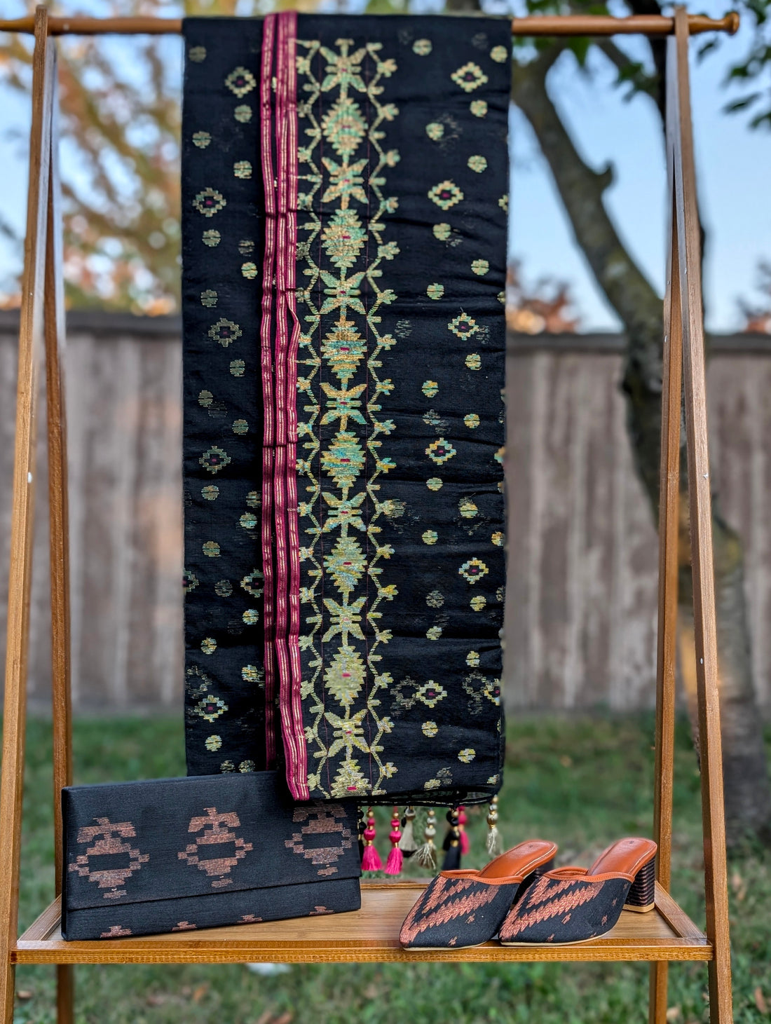 Midnight Gold Opulence - 84 Count Half-Silk Black Jamdani with Golden Motifs