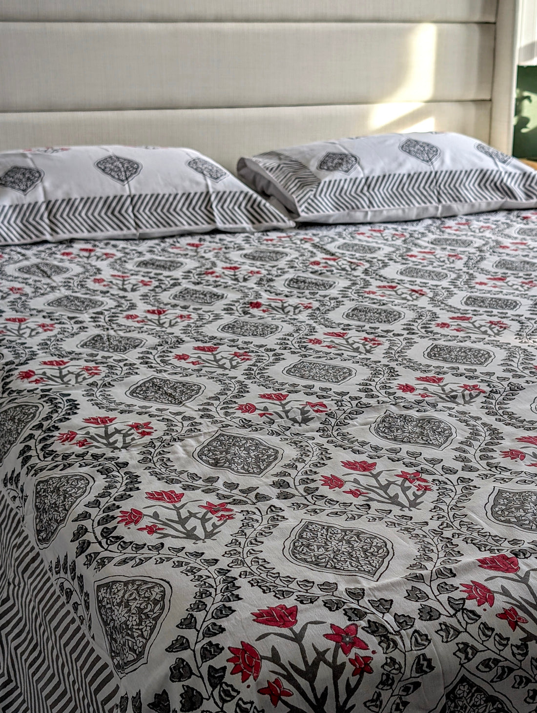 Artistic River Bed Set – 100% Cotton Block Print Bed Set