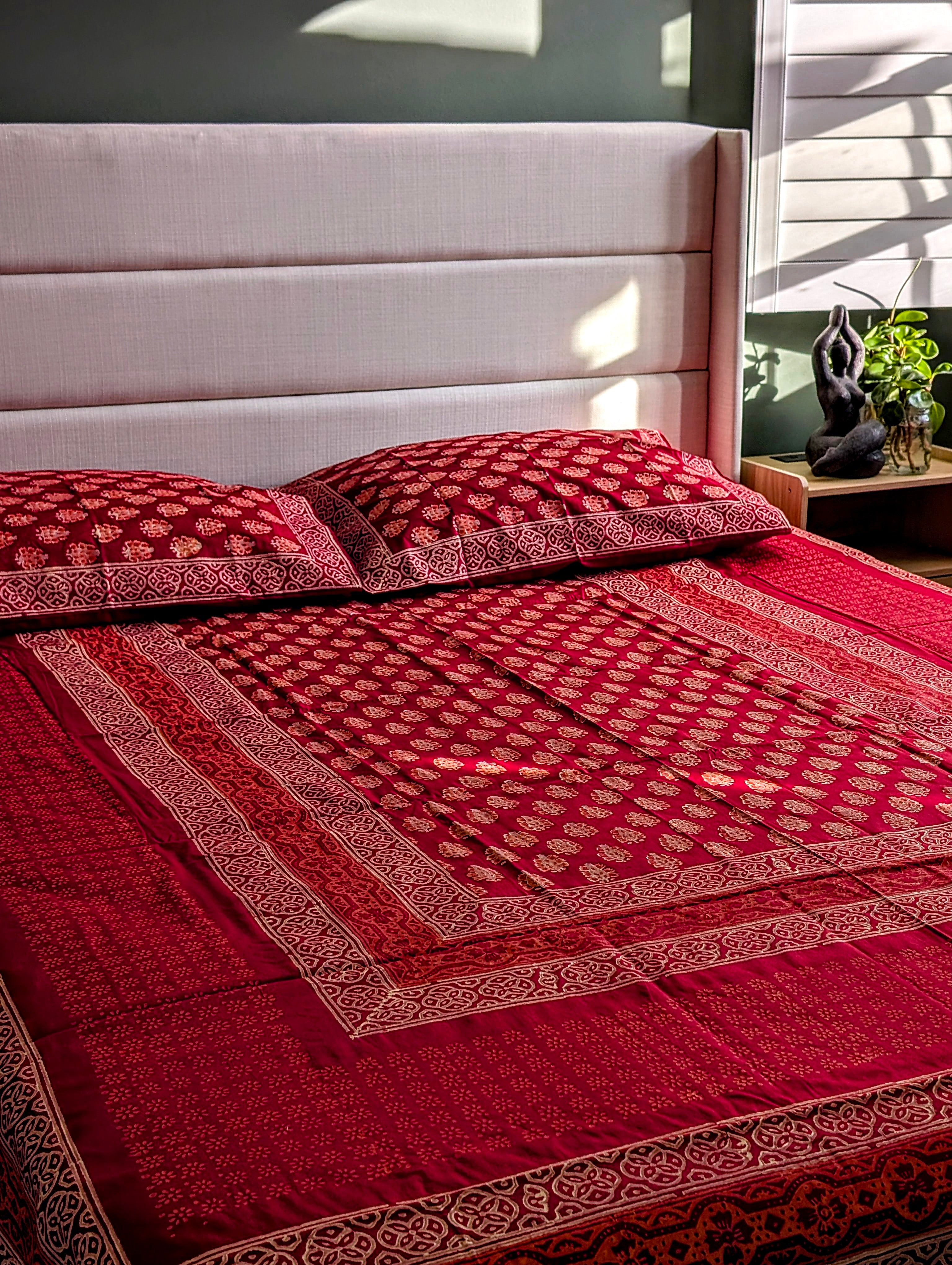 Crimson Opulence Bed Set – 100% Cotton Block Print Bed Set