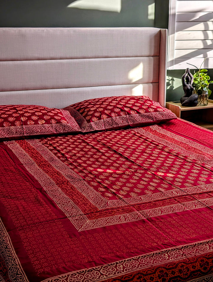 Crimson Opulence Bed Set – 100% Cotton Block Print Bed Set