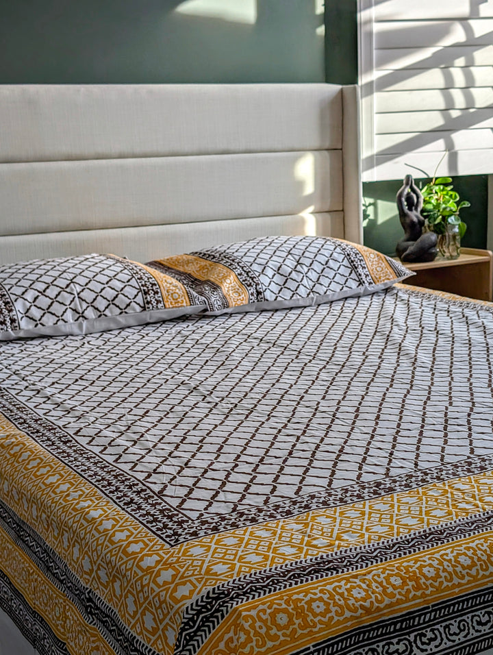 Noir Mosaic Bed Set – 100% Cotton Block Print Bed Set