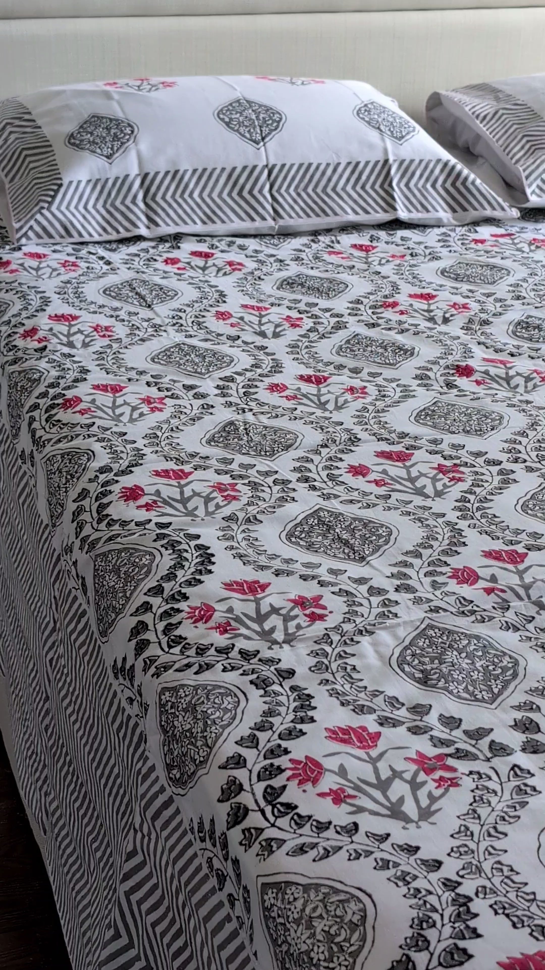 Artistic River Bed Set – 100% Cotton Block Print Bed Set